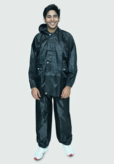 Titus Men Rainwear